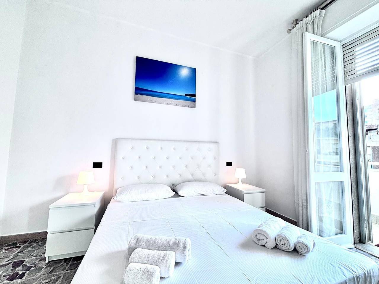 Ganze Wohnung, Apartment 'Family Comfort Sole' mit Balkon, Wlan und Klimaanlage in Sant'Alenixedda, Cagliari