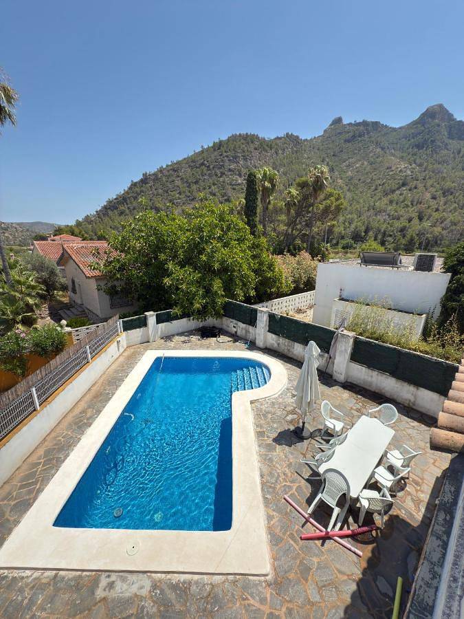 Villa voor 6 personen, with tuin and zwembad as well as uitzicht in Gandia