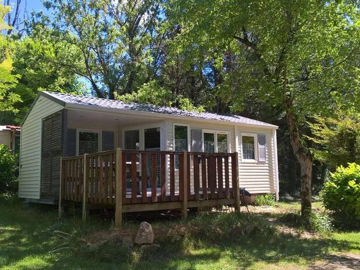 Location de vacances pour 4 personnes, avec Terrasse et Piscine à La Cassagne