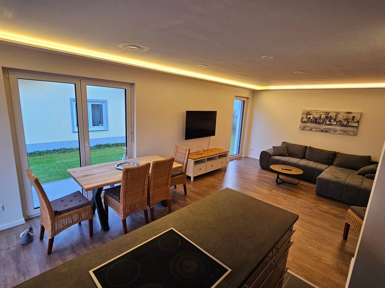 Appartement entier, Appartement 'Ferienwohnung Auszeit' avec terrasse privée, jardin privé et Wi-Fi in Solnhofen, Frankenalb