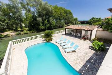 Villa pour 8 personnes, avec jardin et balcon à Villeneuve-Loubet