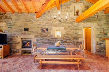 Gîte pour 6 personnes, avec terrasse à Formiguères