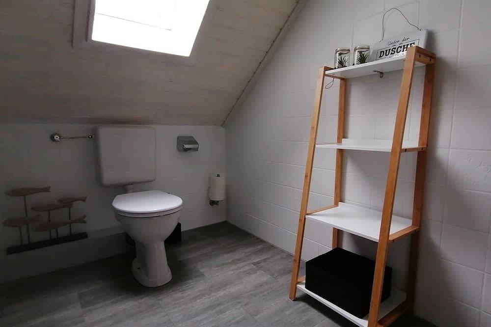 Ganze Wohnung, Ferienwohung (55qm) mit Südlage und Terrasse in Hildfeld, Winterberg