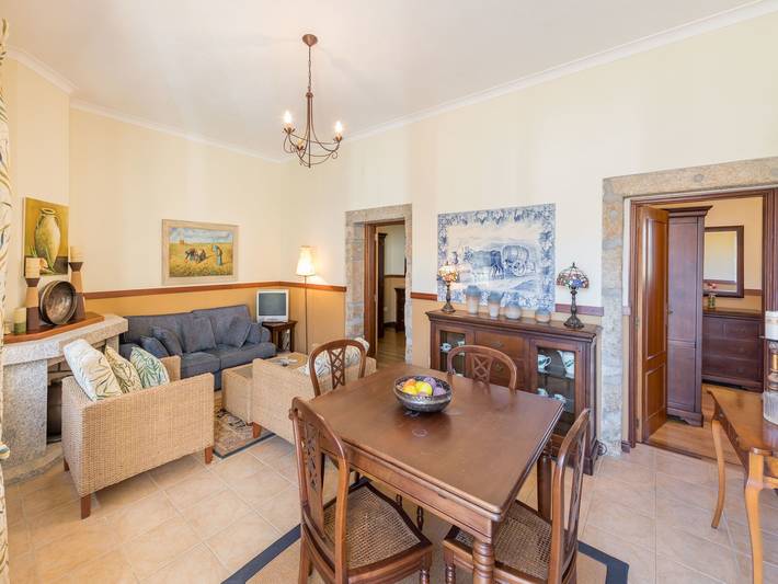 Location de vacances pour 4 personnes, avec jardin et piscine à Vila Flor