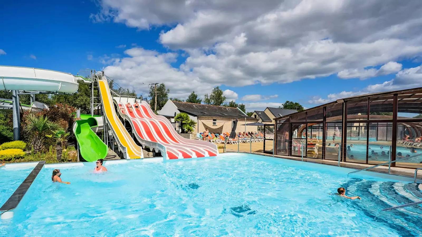 Mobil-home Confort 3 Pièces 4 Personnes + Tv in La Trinité-sur-Mer, Côte des Mégalithes