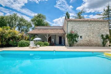 Maison De Vacances pour 6 Personnes dans Cunèges, Périgord Pourpre, Photo 1