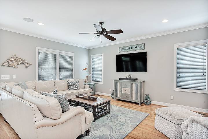 Vacation rental for 12 people, with yard in Carolina Beach