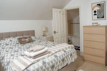Apartment for 4 People in Royal Tunbridge Wells, High Weald, Photo 2
