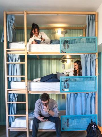 Auberge pour 5 personnes, avec terrasse dans Gare de Nice ville