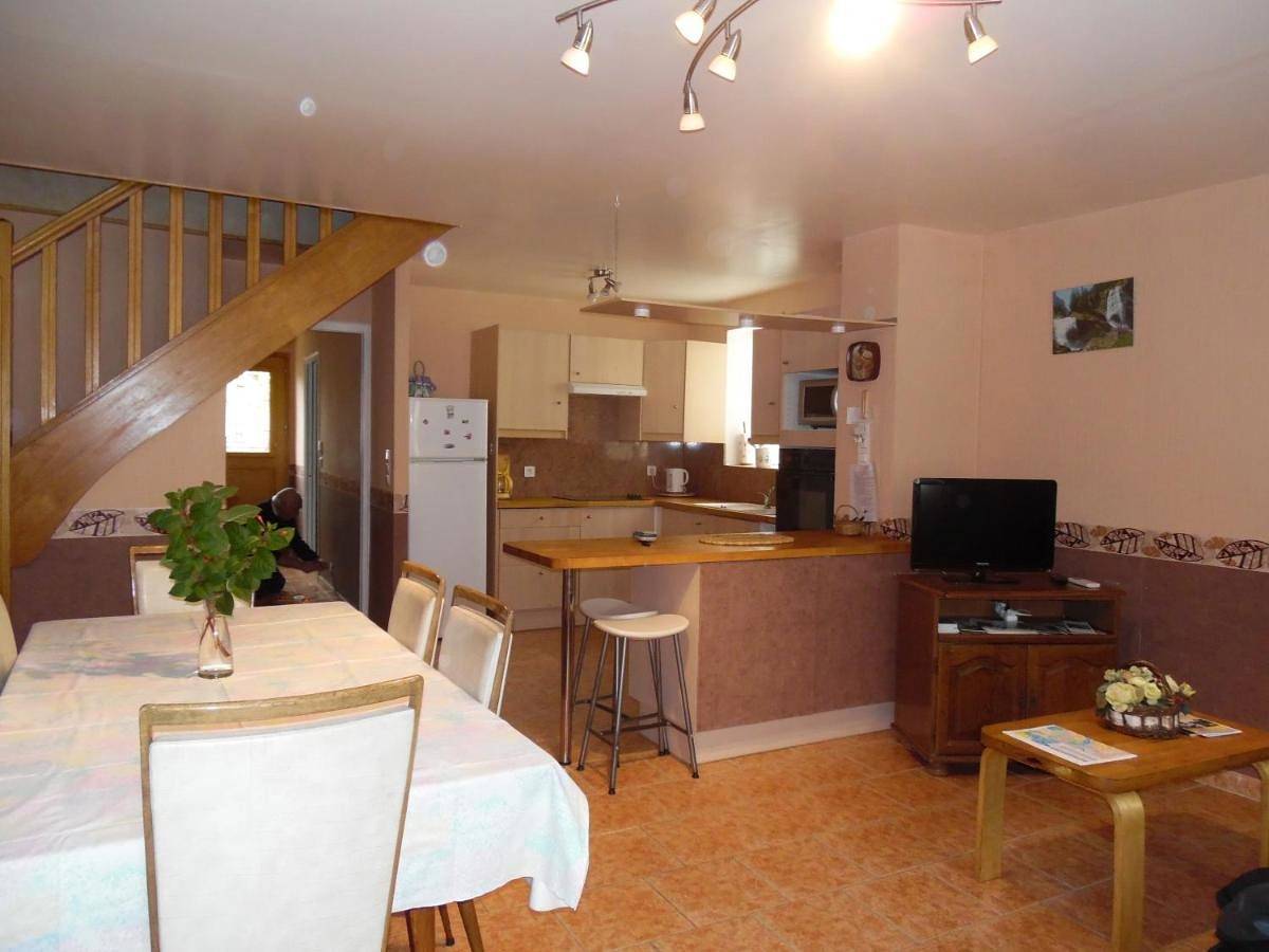 Three-Bedroom Townhouse in Nogent-sur-Seine, Aube
