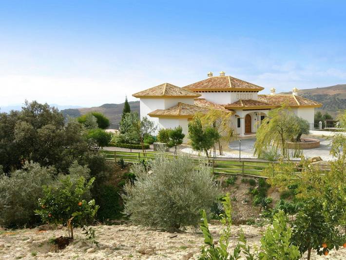 Chalet para 7 personas, con piscina además de sauna y jardín, Familias con niños en Antequera - 2