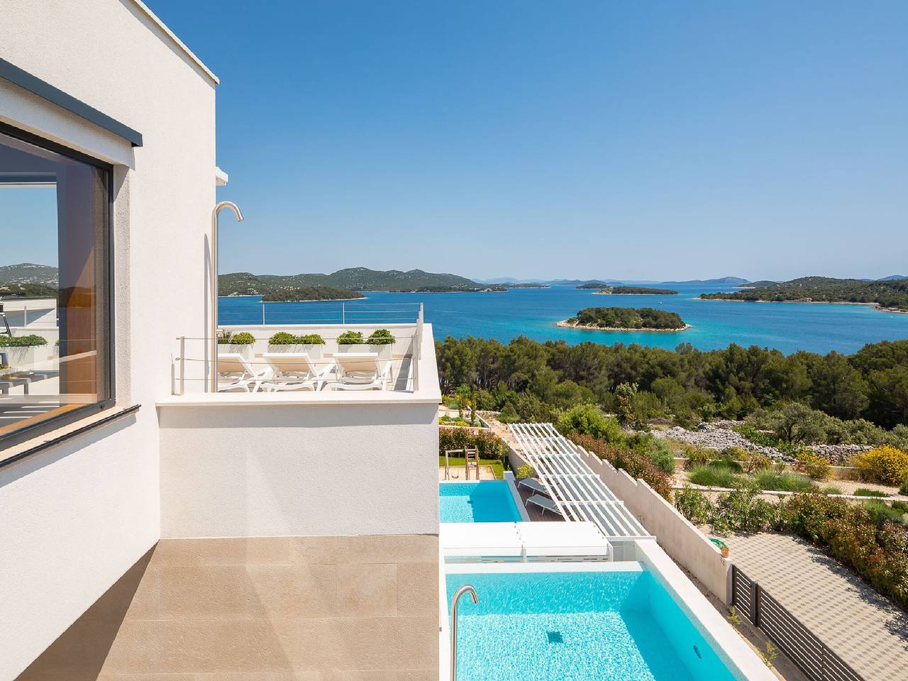 Exquisite Murter Villa | Villa Luxor | 4 Bedrooms | Heated Pool & Spa in Tisno, Murter