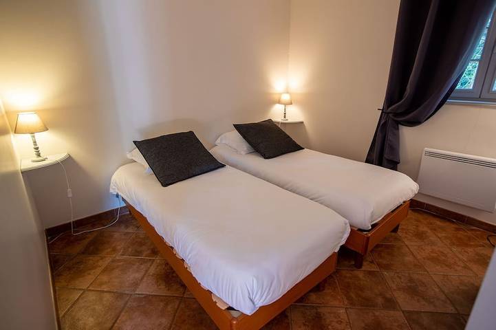 Gîte pour 4 personnes, avec terrasse et jardin, animaux acceptés à Pont-l'Évêque - 4