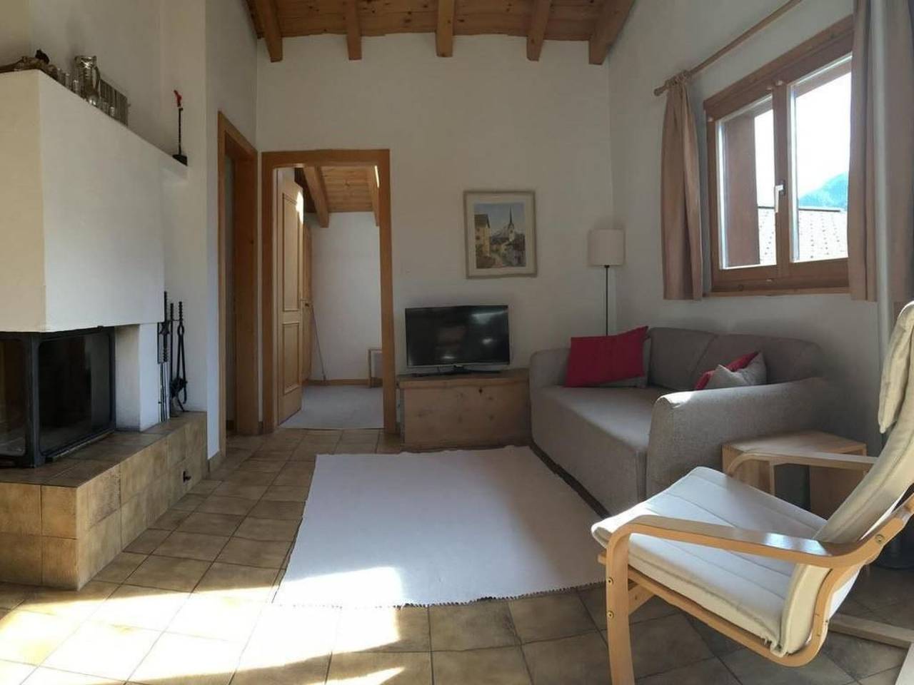 Ganze Wohnung, Aussichtsreiche Dachwohnung 'Ramoz' mitten im Do in Alvaneu, Plessur Alpen