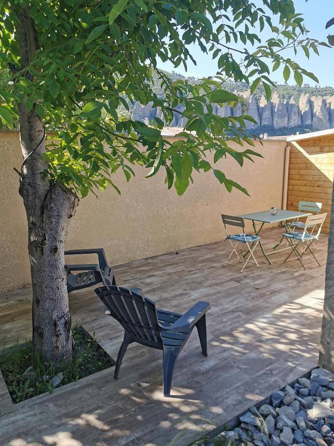 Gîte pour 4 personnes, avec vue et terrasse à Les Mées - 3