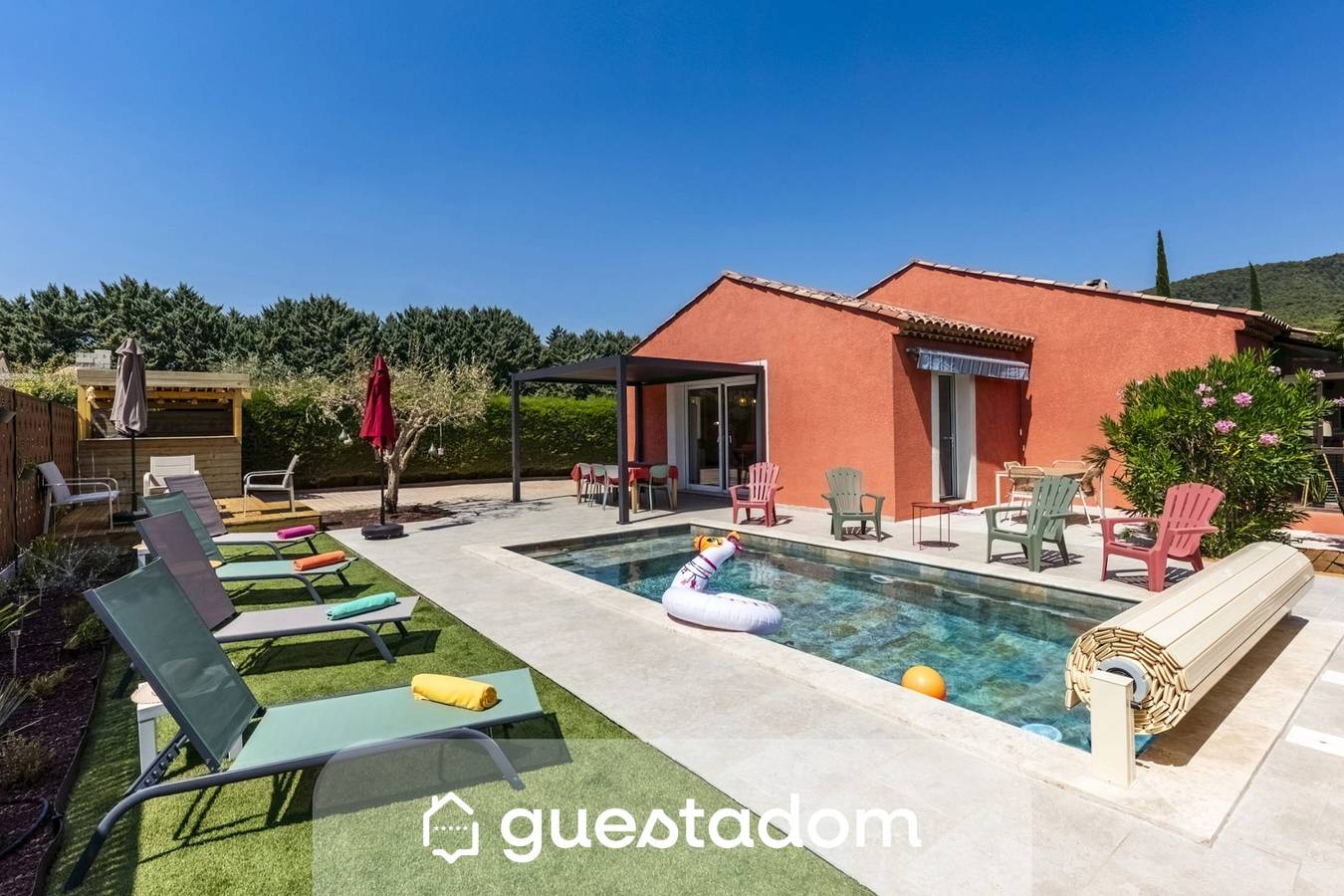Vakantiehuis voor 9 personen met terras in Aups, Brignoles region