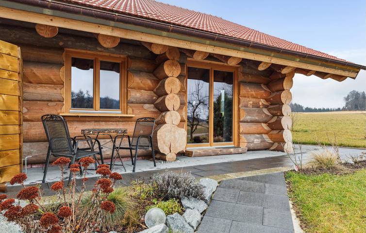 Luxus-Apartment mit Sauna, Terrasse und Parkplatz in Waffenbrunn, Ostbayern