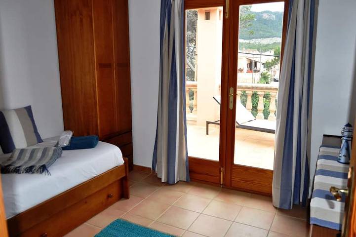 Finca für 8 Personen, mit Terrasse und Garten in Banyalbufar - 4