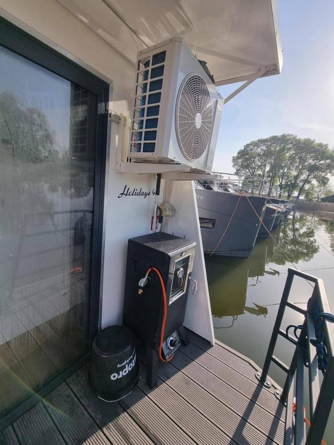 Boot für 7 Personen, mit Ausblick und Garten in den Masuren - 2