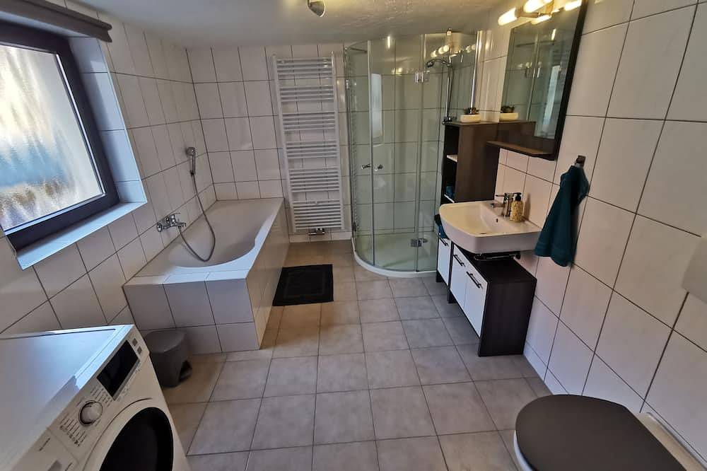 Geheel appartement, Fili's vacation apartment, vacation with pets in Brombachtal, Odenwaldkreis