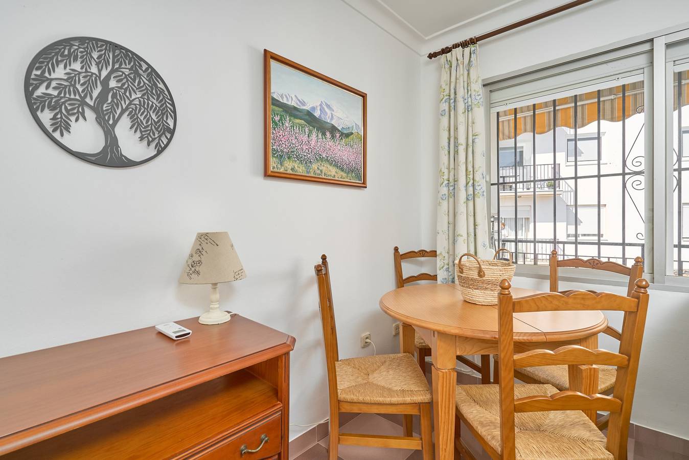 Ganze Wohnung, Ferienwohnung 'Los Alamos' mit Balkon, Wlan und Klimaanlage in Nerja, Cordillera Penibética