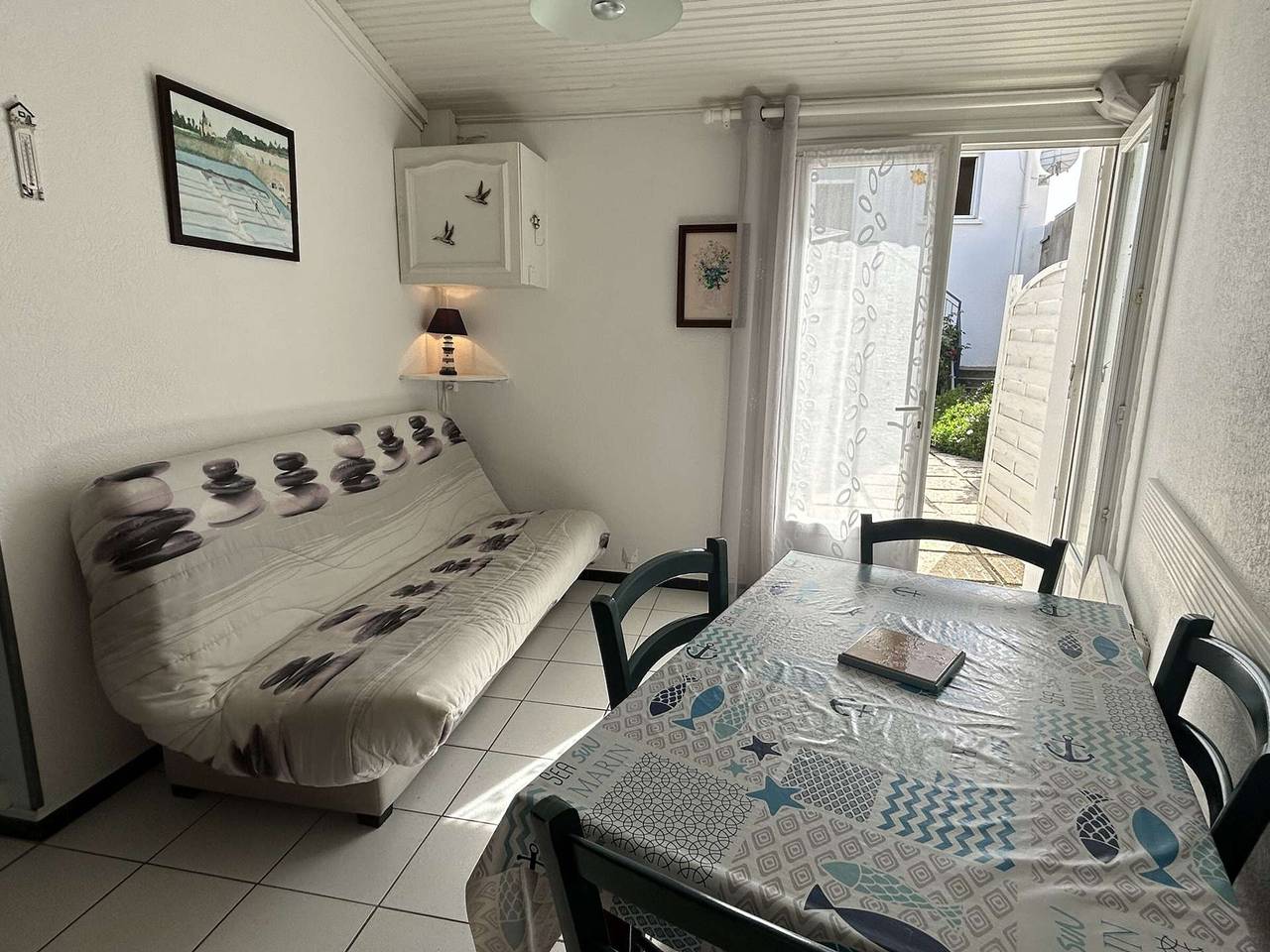 Maison près du port, avec cour, terrasse équipée, à 400m de la plage in l'Herbaudière, Noirmoutier-en-l'Île