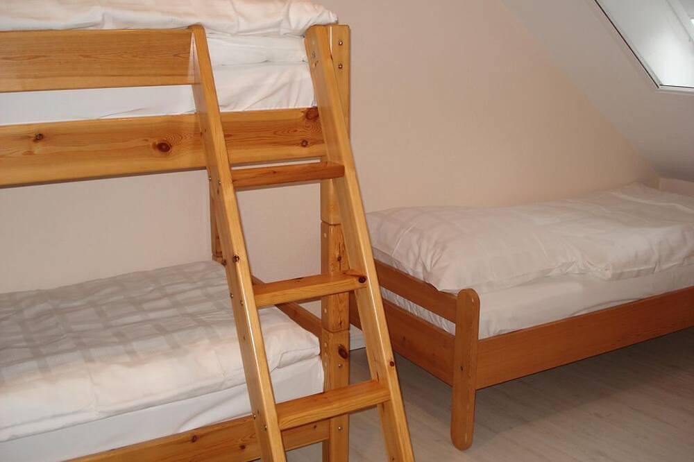 Ganze Wohnung, 6-Bett-Ferienwohnung Eifelglück - Eifelferienhaus Miro in Steffeln, Vulkaneifel
