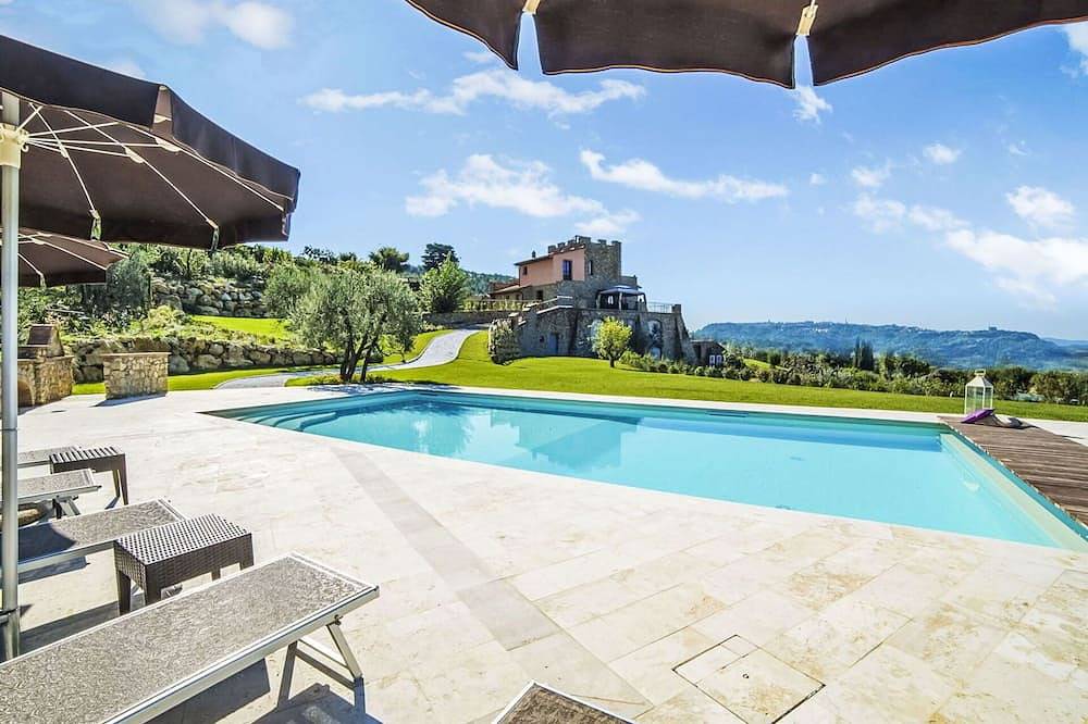 Alleinstehendes Ferienhaus mit Klimaanlage, privatem Pool,  W-Lan, Tv, Terrasse, Panoramablick in Iano, Florenz Provinz