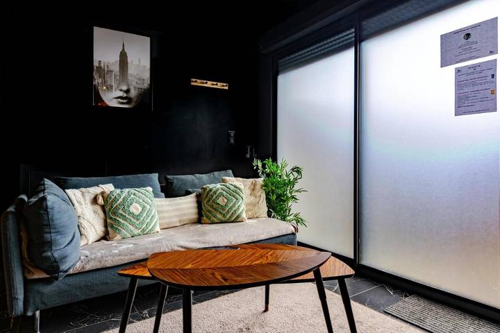 Gîte pour 2 personnes, avec sauna ainsi que jacuzzi et terrasse, animaux acceptés à Truchtersheim - 3