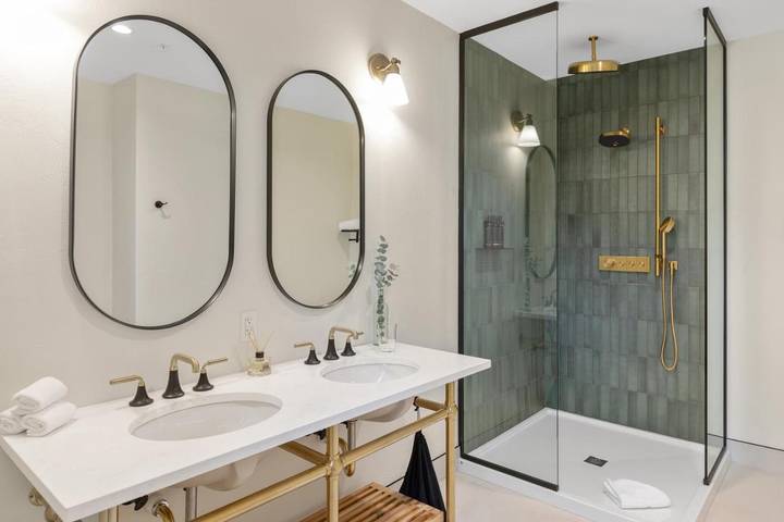 Hôtel pour 3 personnes, avec vue - 1