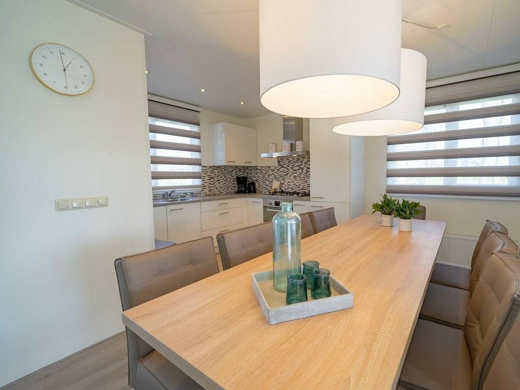 Paviljoen verdieping 10 in Susteren, Limburg