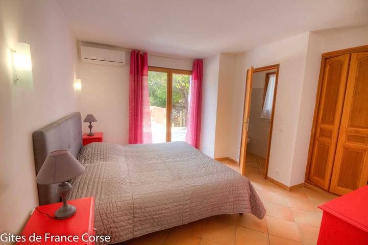 Gîte für 12 Personen, mit Pool und Terrasse, mit Haustier in Porto-Vecchio - 3