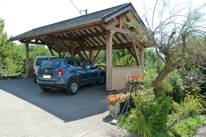 Gîte pour 8 personnes, avec terrasse et jardin, animaux acceptés en Savoie - 4