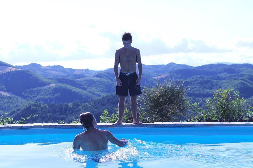 Ganze Wohnung, Anlage für Landhaus für 2 Personen in Urbino, Panoramablick! in Urbino, Pesaro-Urbino