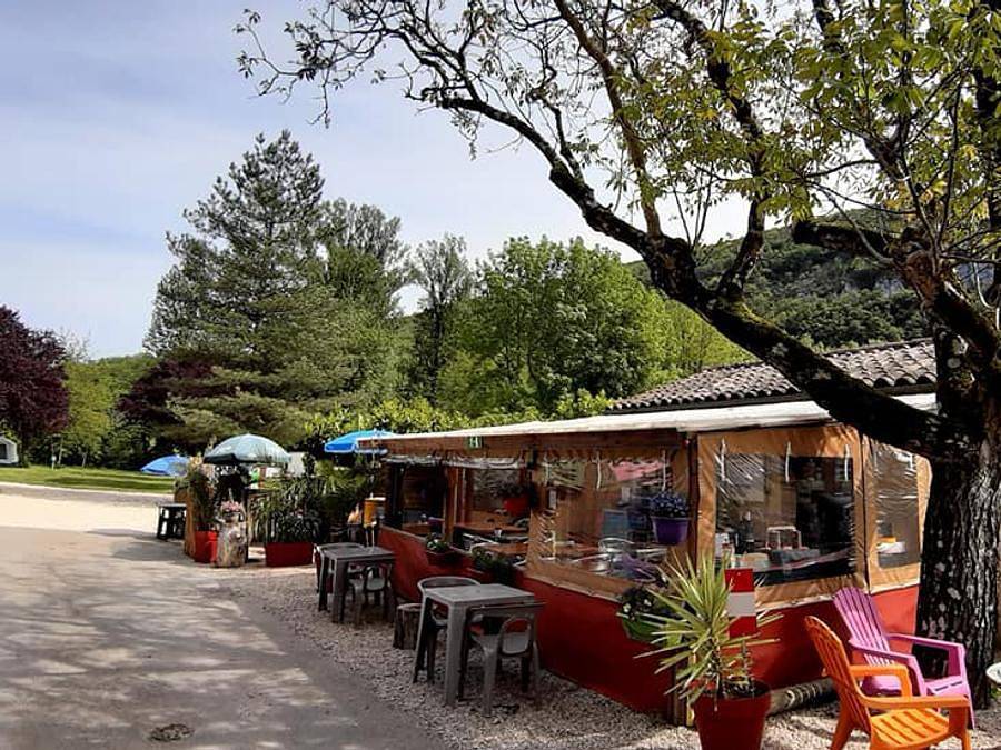 Camping Le Célé - Caravane 2 personnes - Rita in Saint-Sulpice (Lot), Parc Naturel Régional des Causses du Quercy