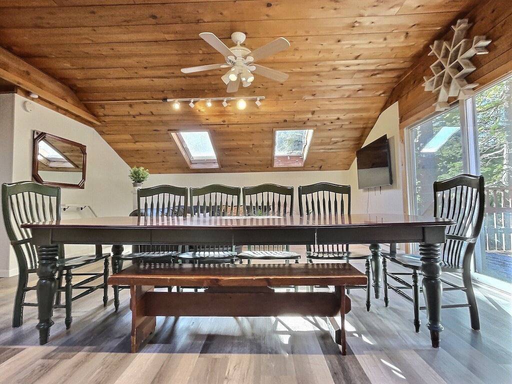 Happycub - Hot Tub, Fireplace, Game Room! in Killington, Rutland County
