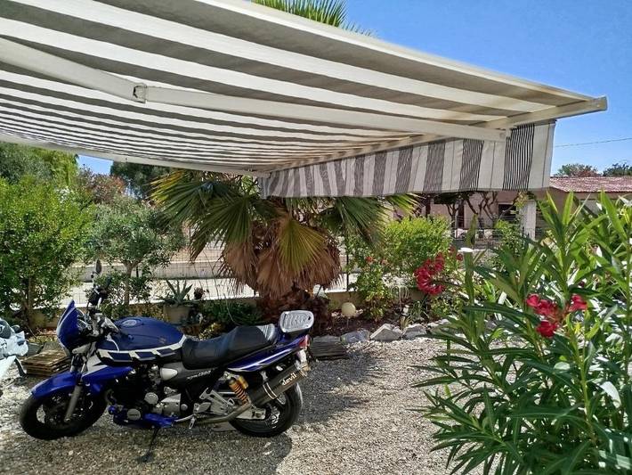 Gîte pour 2 personnes, avec vue et jardin dans Prunete - 2