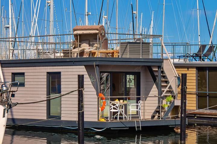 Hausboot für 2 Personen, mit Terrasse