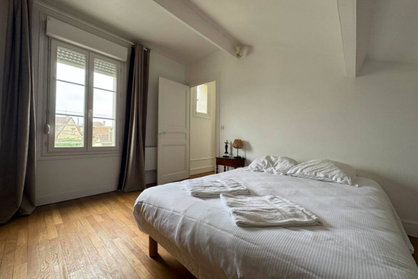 Ganze Wohnung, Ferienwohnung für 4 Personen mit Terrasse in Ouistreham, Caen und Umgebung