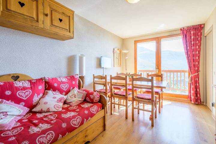Gîte pour 6 personnes, avec balcon à Montgellafrey - 3