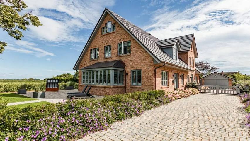 Ferienhaus für 6 Personen, mit Terrasse und Garten sowie Sauna