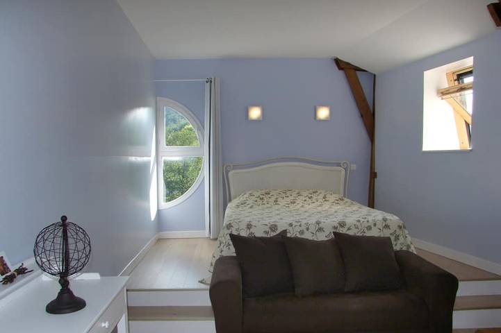 Maison d’hôte pour 2 personnes, avec jardin à Châteauneuf-les-Bains