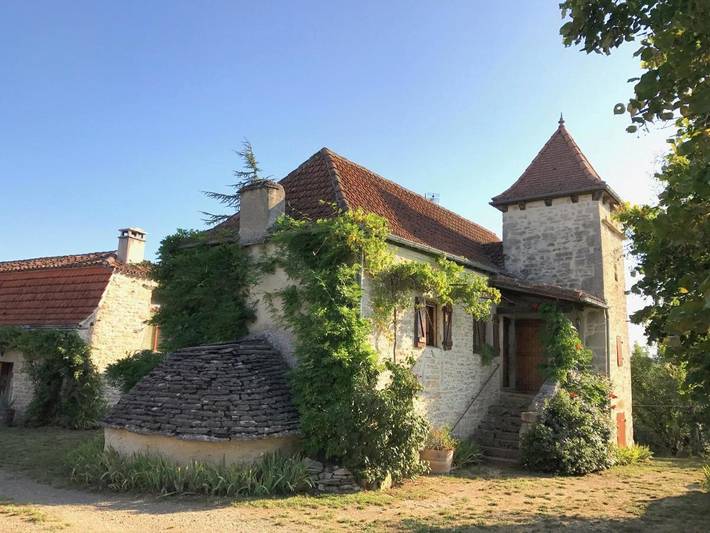 Chambre d’hôte pour 3 personnes, avec jardin ainsi que piscine et terrasse, animaux acceptés à Calvignac - 4