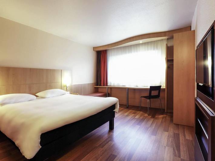 Hôtel pour 2 personnes, avec Terrasse et Jardin à Villers-Semeuse