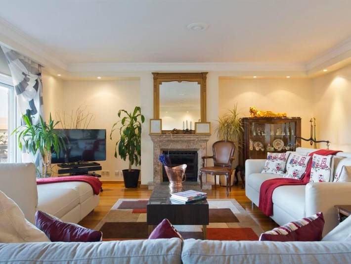 Appartement de vacances pour 5 personnes, avec piscine ainsi que jardin et terrasse