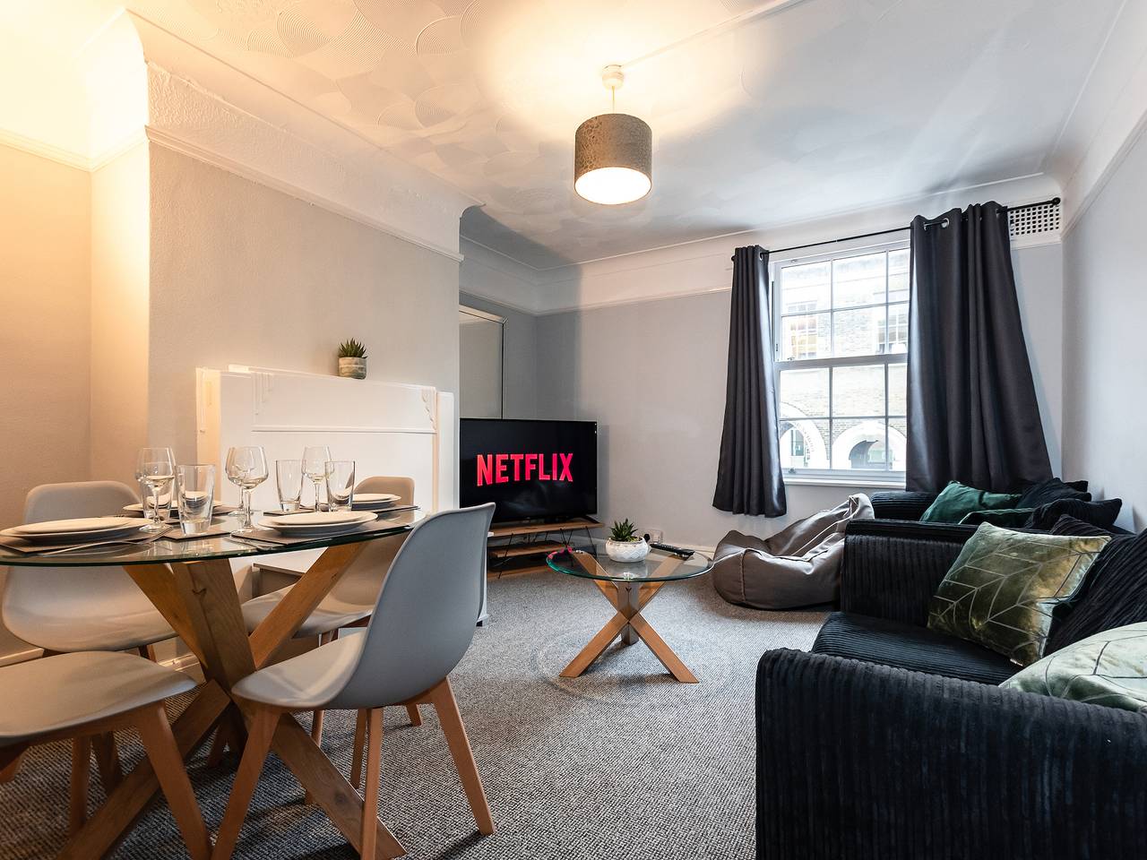 Holiday Rental for 5 People in Portsmouth, South East England