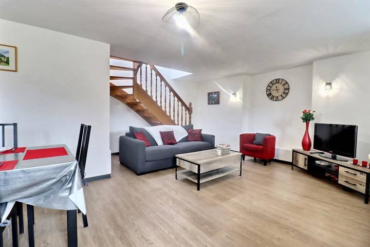 Gîte pour 5 personnes, avec jardin à Locmaria-Grand-Champ
