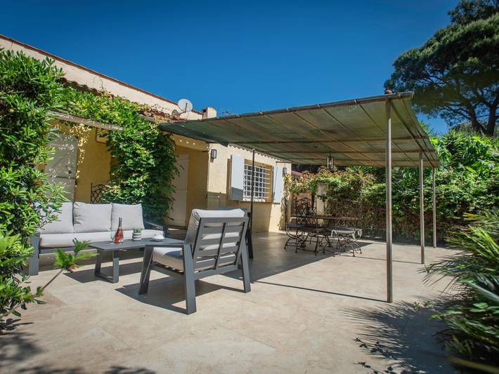 Location de vacances pour 6 personnes, avec terrasse et jardin à Ramatuelle - 4