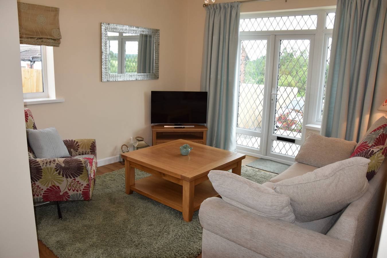 2-Bed Cottage - Sleeps4 - Garden - Bbq in Ashfield, Nottinghamshire