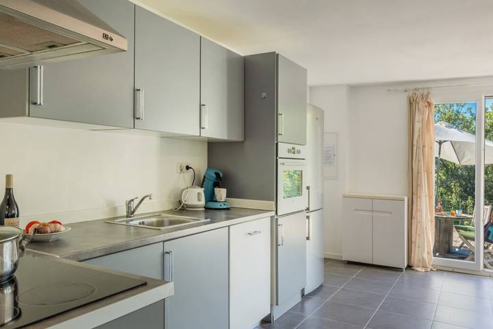 Gîte pour 4 personnes, avec terrasse et jardin à Barbaggio - 4